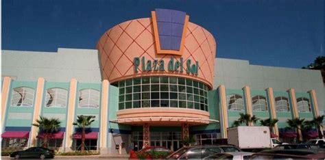 Aldo located in Bayamón, Puerto Rico (Plaza del Sol) .